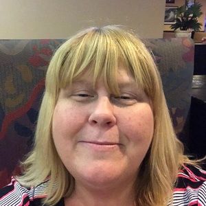 Meet your Posher, Denise